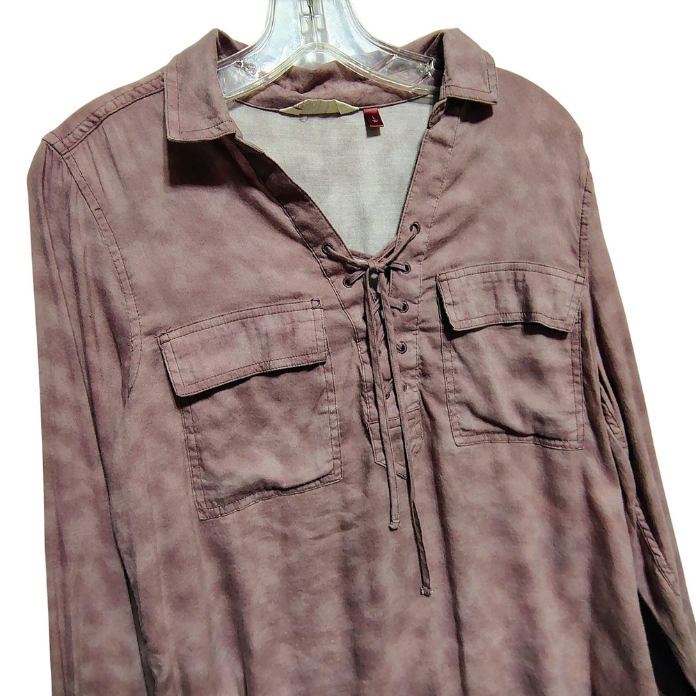 SO by SO‎ Relentless Women's Lace Up Tunic Shirt Size L Mauve Camo Long Sleeve